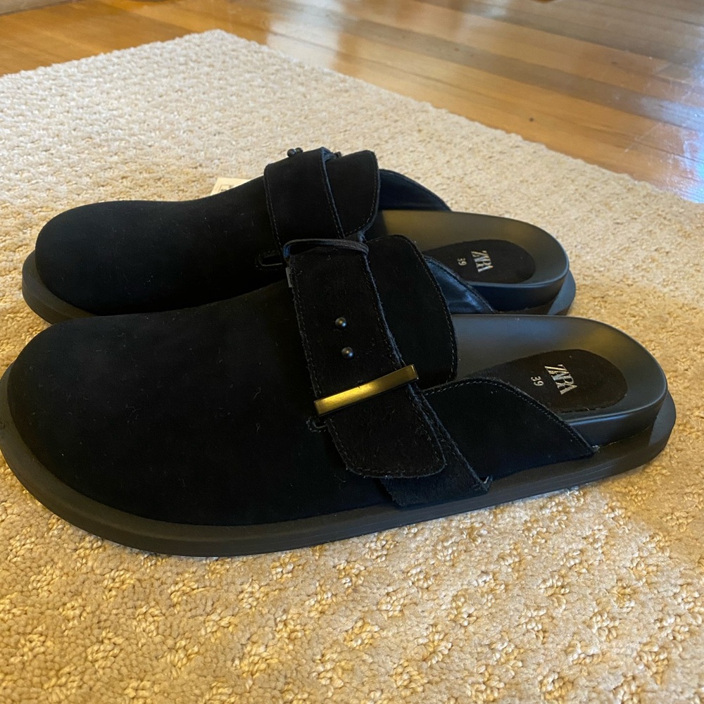 New Zara black slides/mules
